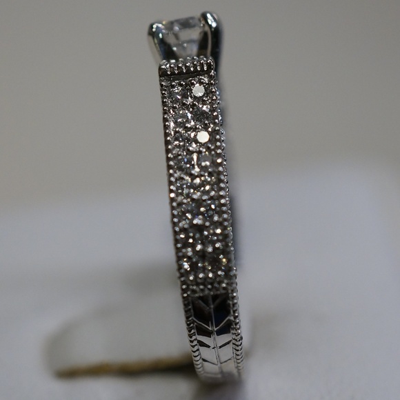 14KW Gold Genuine Diamond Engagement Ring - Picture 3 of 8